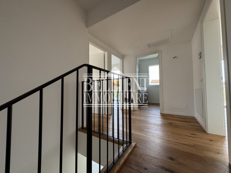 CALDOGNO: Proponiamo in affitto una splendida casa singola appena ultimata e certificata in class...