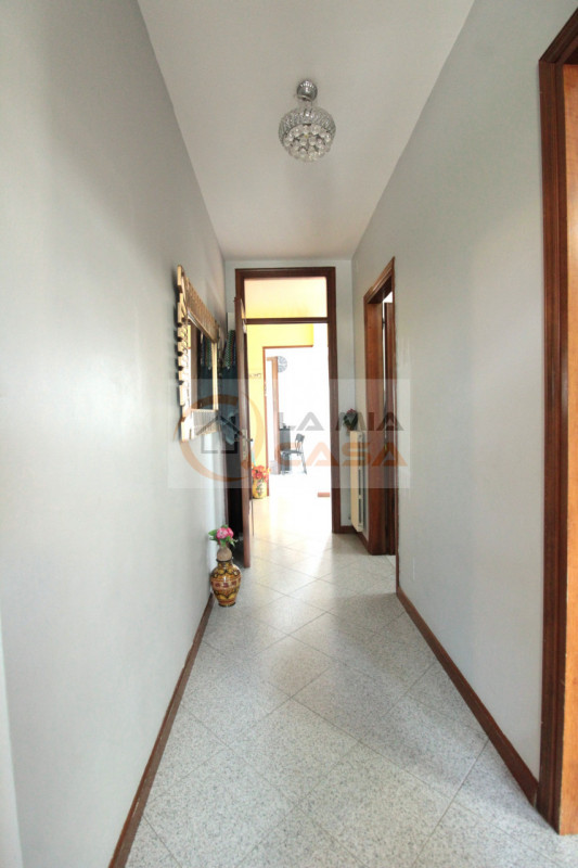 Sant'Angelo di Piove di Sacco - Appartamento al secondo e ultimo piano in centro paese, vicinissi...