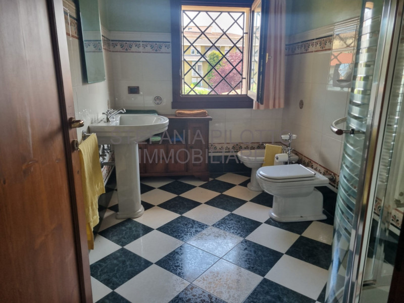 Arcella Sant'Antonino- Stefania Pilotto Immobiliare propone in affitto stanza doppia in villa con...