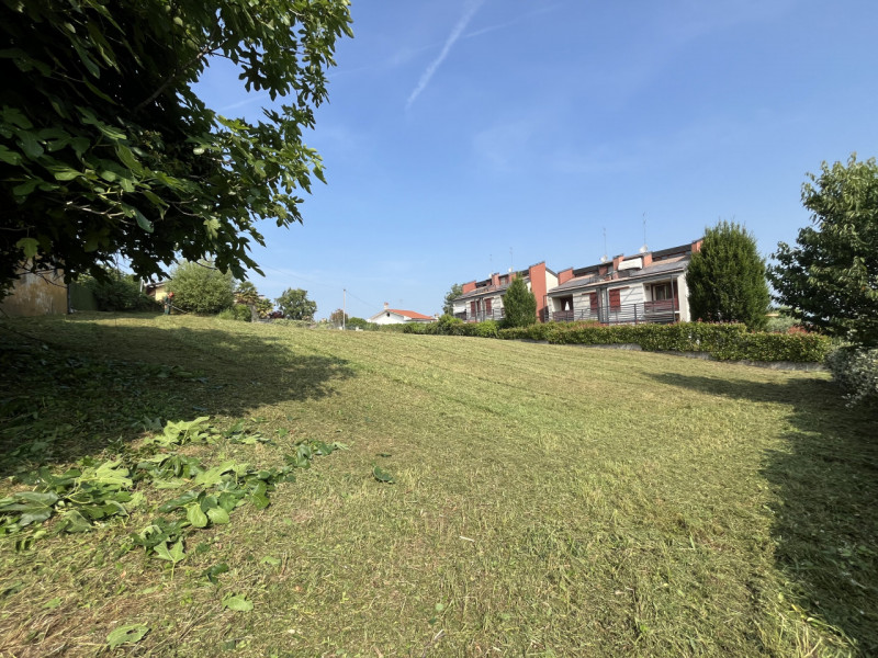 Stai cercando un terreno in zona collinare di Altavilla Vicentina dove progettare e costruire la ...