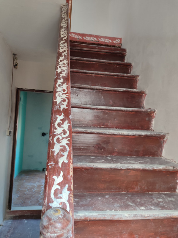 In vendita palazzo d’epoca, situato nel pieno centro storico, in una via tranquilla e silenziosa ...