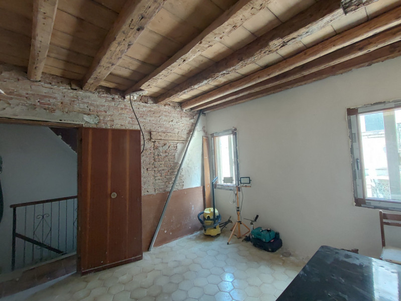 Na sprzedaż oferujemy kamienice po remoncie ,zlokalizowany w samym centrum Starego Miasta – przy ...