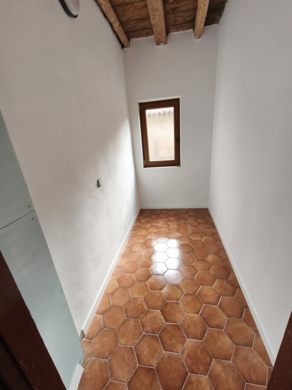 Na sprzedaż oferujemy kamienice po remoncie ,zlokalizowany w samym centrum Starego Miasta – przy ...