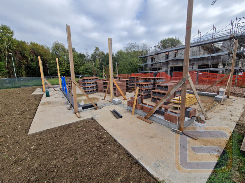 Scopri l'opportunità unica di acquistare una villa moderna e funzionale nel cuore della zona San ...