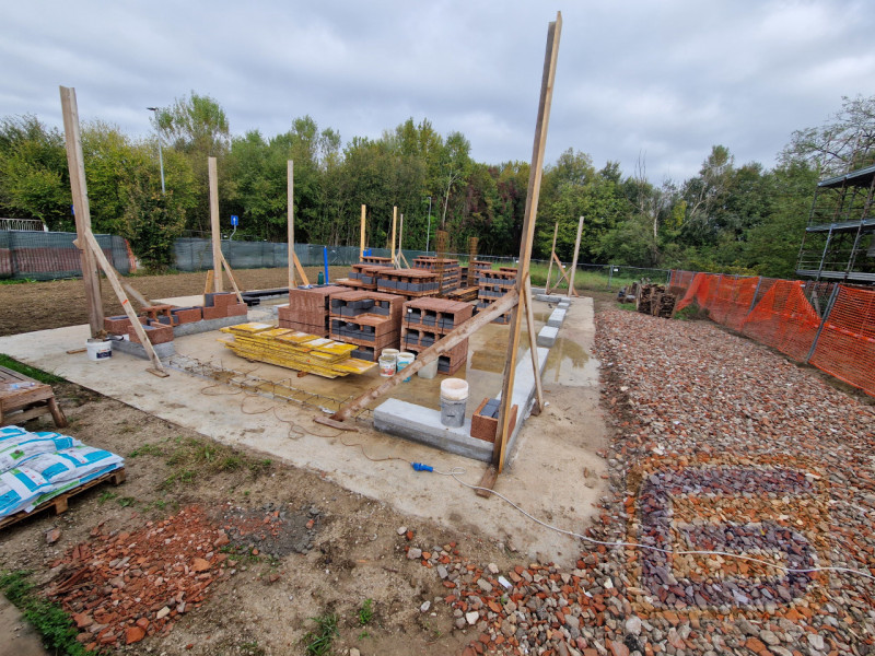 Scopri l'opportunità unica di acquistare una villa moderna e funzionale nel cuore della zona San ...