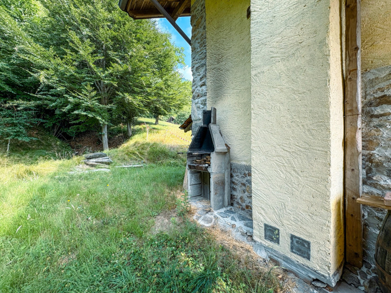 Independent house for sale in Arola, with lake view