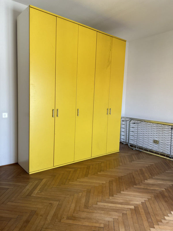 Padova – Sant’Osvaldo: A soli 10 minuti dal Prato della Valle, proponiamo in vendita una spaziosa...