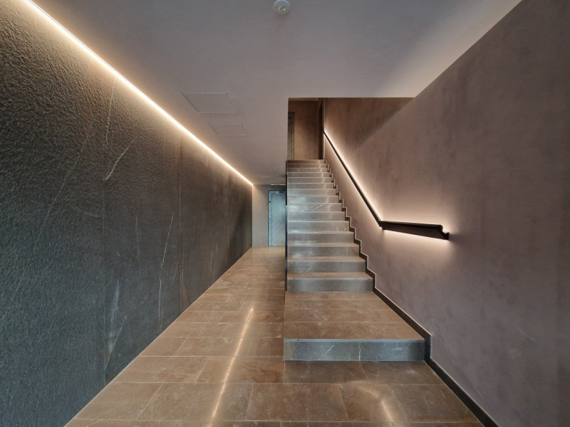 Nella rinomata zona di Santa Maria del Rovere, proponiamo un APPARTAMENTO TRICAMERE all’interno d...