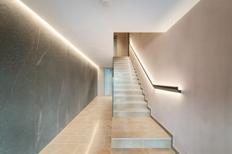 Nella rinomata zona di Santa Maria del Rovere, proponiamo un APPARTAMENTO TRICAMERE all’interno d...