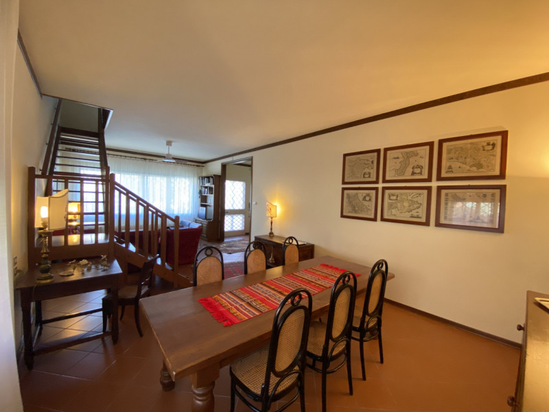 GALZIGNANO TERME: in pieno centro paese, residenza singola di circa 250 mq. su due livelli. La ca...