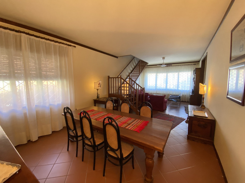 GALZIGNANO TERME: in pieno centro paese, residenza singola di circa 250 mq. su due livelli. La ca...