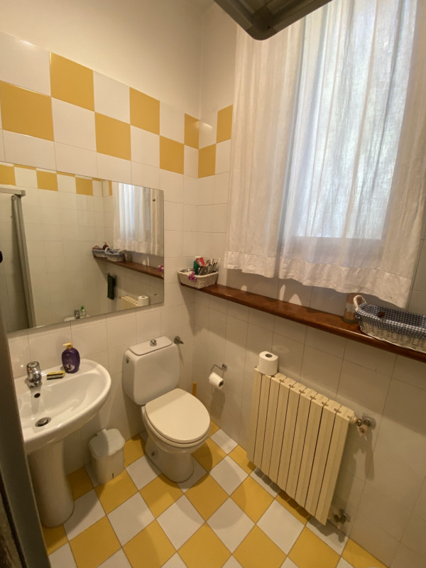 GALZIGNANO TERME: in pieno centro paese, residenza singola di circa 250 mq. su due livelli. La ca...