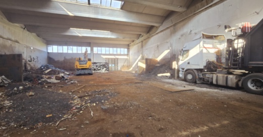 CASTELGOMBERTO (VI) VIA PEDEMONTANA 24 - Piena proprietà di capannone industriale e autorizzazion...