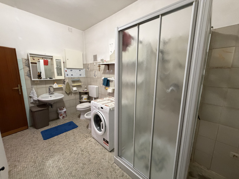 In un tranquillo quartiere residenziale, a pochi passi dal centro di Galzignano Terme, proponiamo...