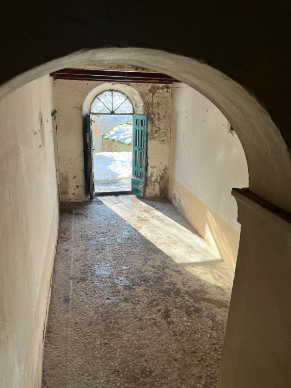 Ecco la descrizione aggiornata e integrata con la parte relativa ai servizi:

Nel cuore delle col...