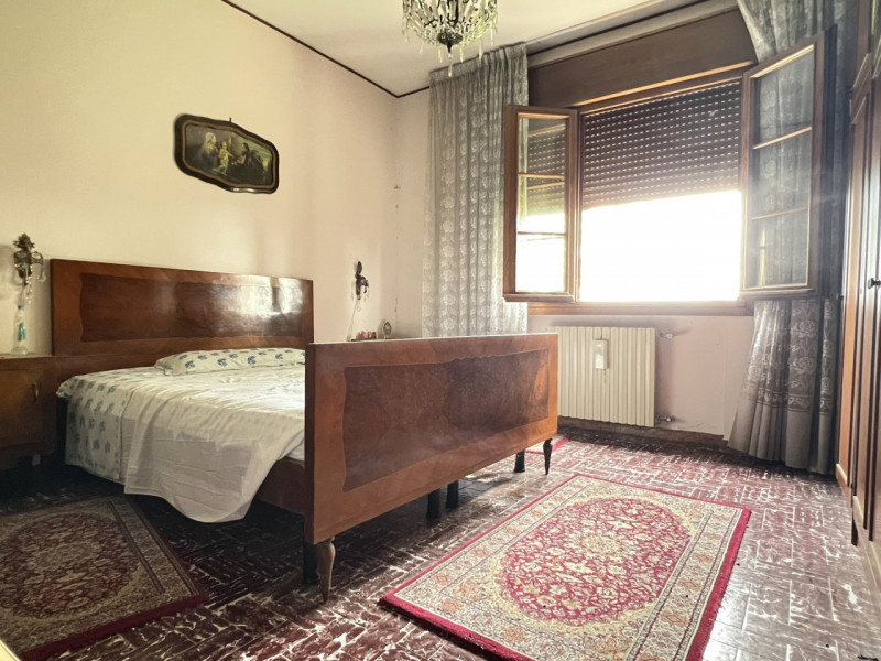 Pernumia (PD):

Nel cuore della campagna veneta, a soli 5 minuti di auto dal vivace centro di Bat...