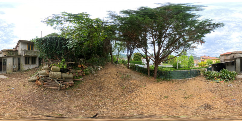 Nel cuore di Galzignano, dove la quiete della collina incontra la comodità del centro, sorge ques...