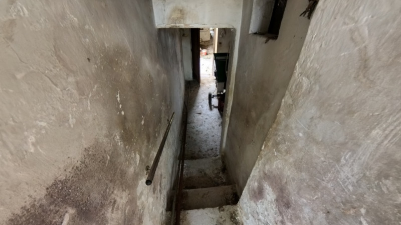 Nel cuore di Galzignano, dove la quiete della collina incontra la comodità del centro, sorge ques...