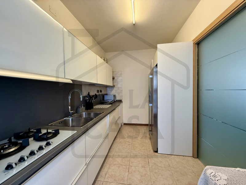 PADOVA - In zona residenziale tranquilla e comoda ai servizi, nel quartiere Guizza, proponiamo in...