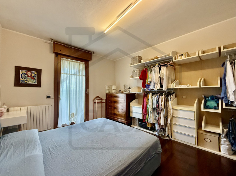 PADOVA - In zona residenziale tranquilla e comoda ai servizi, nel quartiere Guizza, proponiamo in...