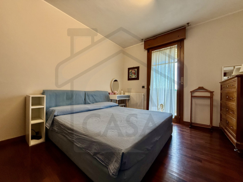 PADOVA - In zona residenziale tranquilla e comoda ai servizi, nel quartiere Guizza, proponiamo in...