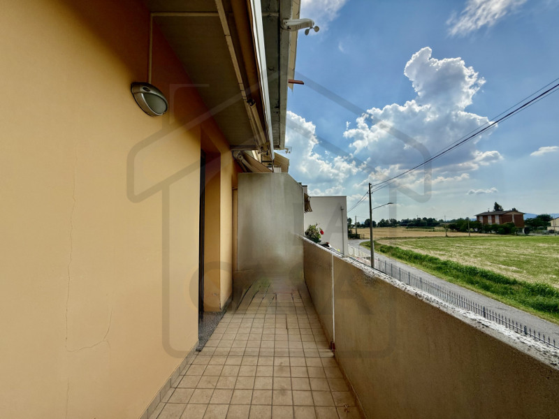 PADOVA - In zona residenziale tranquilla e comoda ai servizi, nel quartiere Guizza, proponiamo in...