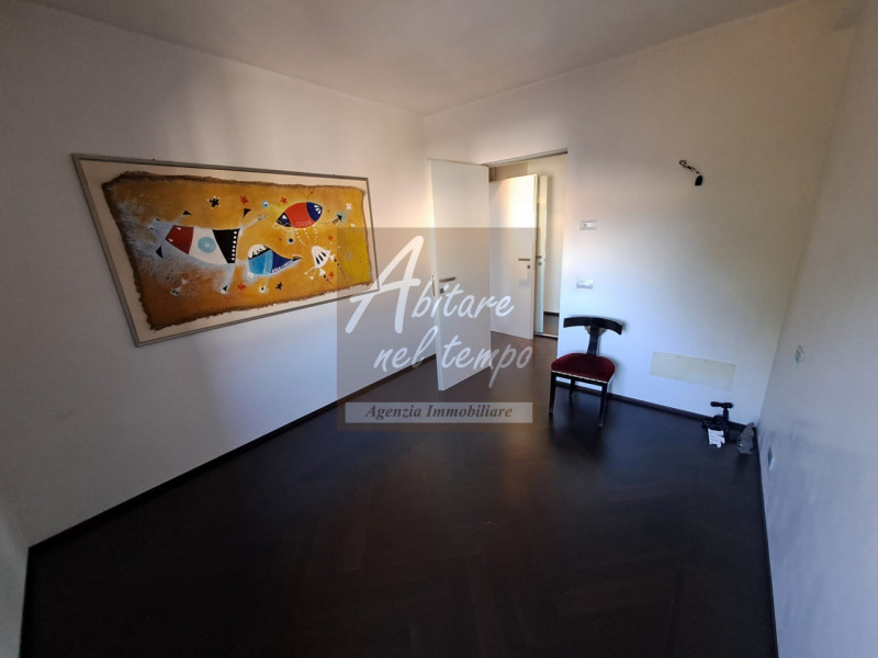 CITTADELLA (PD) - CENTRO STORICO

Attico bicamere con vista sulle Mura Storiche di Cittadella:

I...