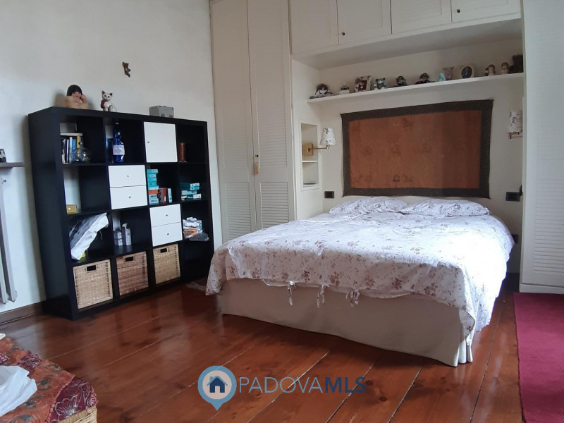 Immobile in esclusiva al Gruppo Padova MLS
Nel cuore del centro storico di Monselice, proponiamo ...