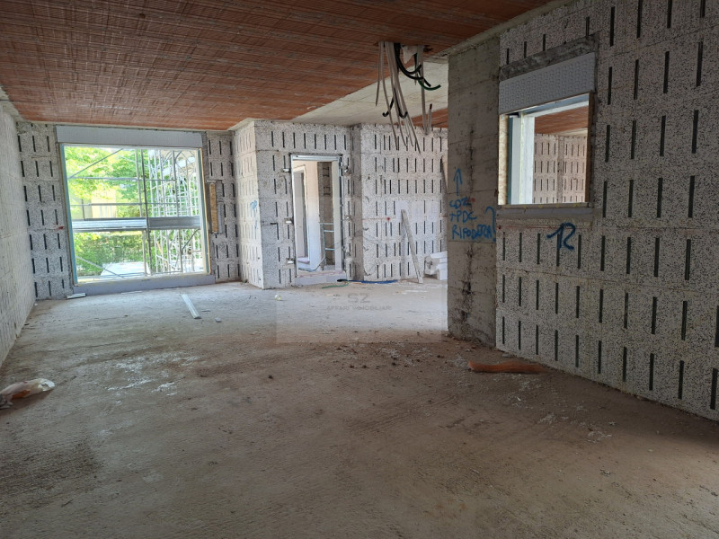 SANT' OSVALDO - PADOVA

All'interno di un raffinato complesso residenziale di 3 unità, proponiamo...