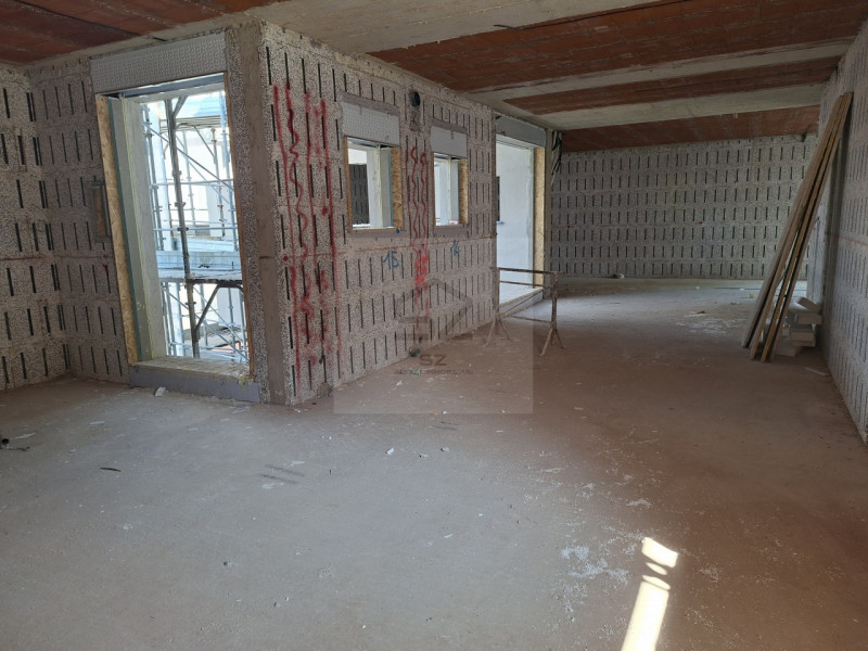 SANT' OSVALDO - PADOVA

All'interno di un raffinato complesso residenziale di 3 unità, proponiamo...