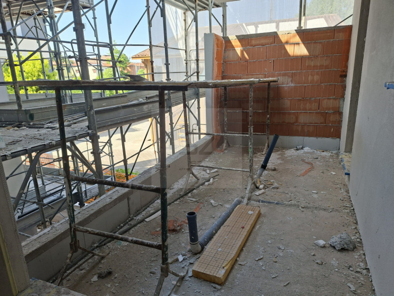 SANT' OSVALDO - PADOVA

All'interno di un raffinato complesso residenziale di 3 unità, proponiamo...