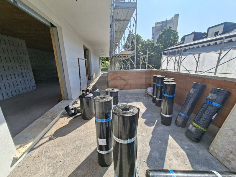 SANT' OSVALDO - PADOVA 

In una delle zone più servite e strategiche di Padova, a pochi passi dal...