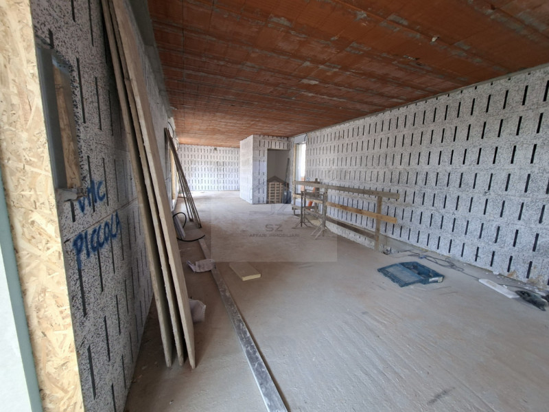 SANT' OSVALDO - PADOVA 

In una delle zone più servite e strategiche di Padova, a pochi passi dal...