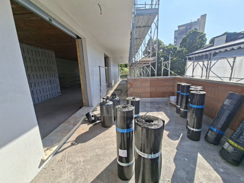 SANT' OSVALDO - PADOVA 

In una delle zone più servite e strategiche di Padova, a pochi passi dal...