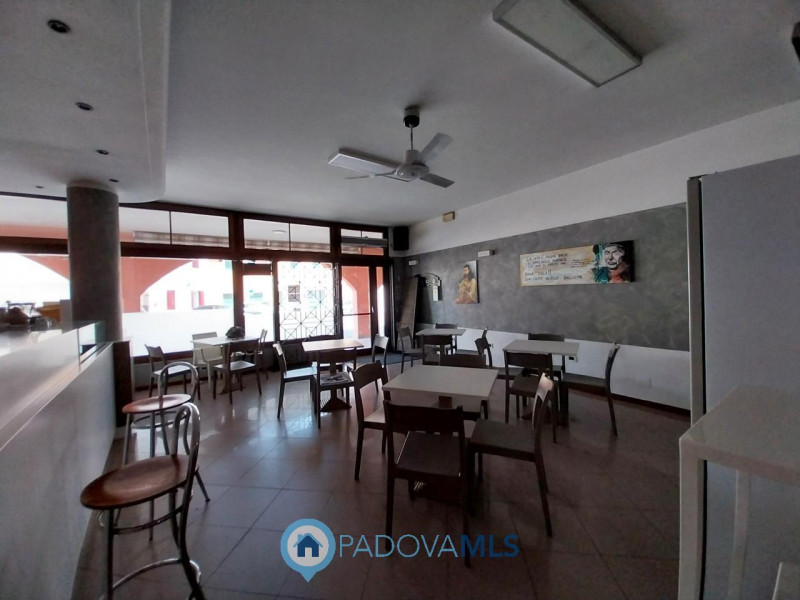 Immobile in esclusiva al Gruppo Padova MLS
Se stai cercando un'opportunità unica nel cuore di Per...