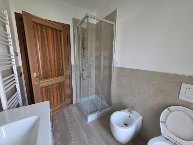 Scopri il tuo nuovo rifugio nel cuore di Abano Terme, nella centralissima zona del Sacro Cuore, a...