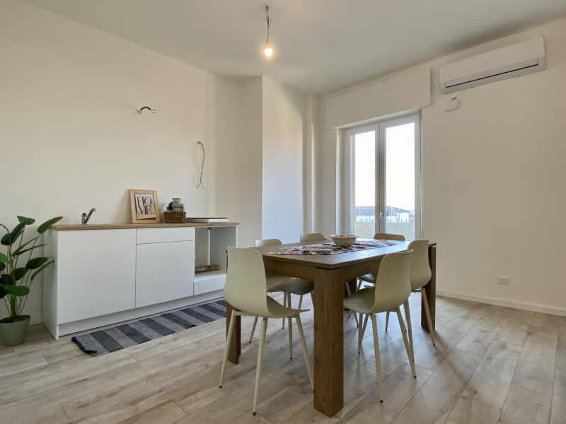 Nel cuore di Vicenza, nel quartiere di San Bortolo, adiacente all'ospedale e comodo al centro, vi...