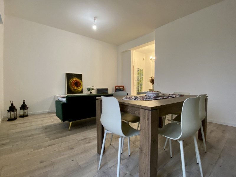 Nel cuore di Vicenza, nel quartiere di San Bortolo, adiacente all'ospedale e comodo al centro, vi...