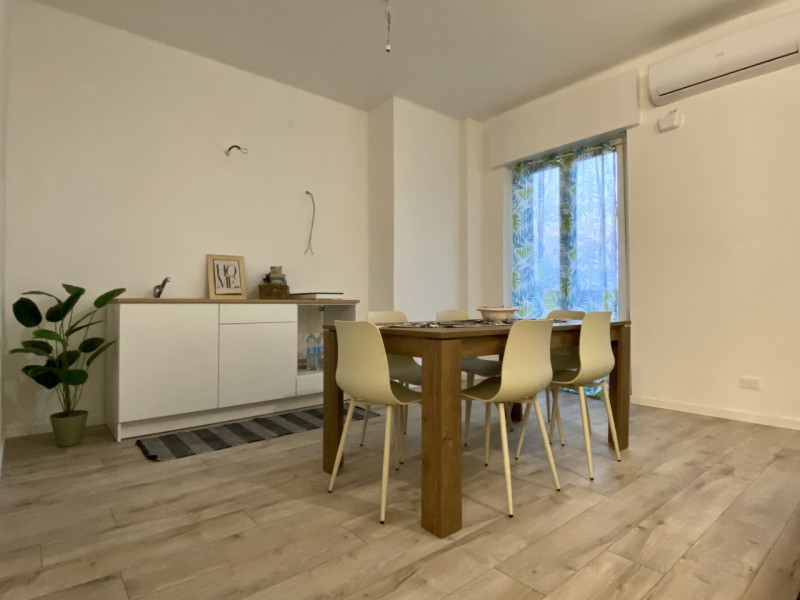 Nel cuore di Vicenza, nel quartiere di San Bortolo, adiacente all'ospedale e comodo al centro, vi...