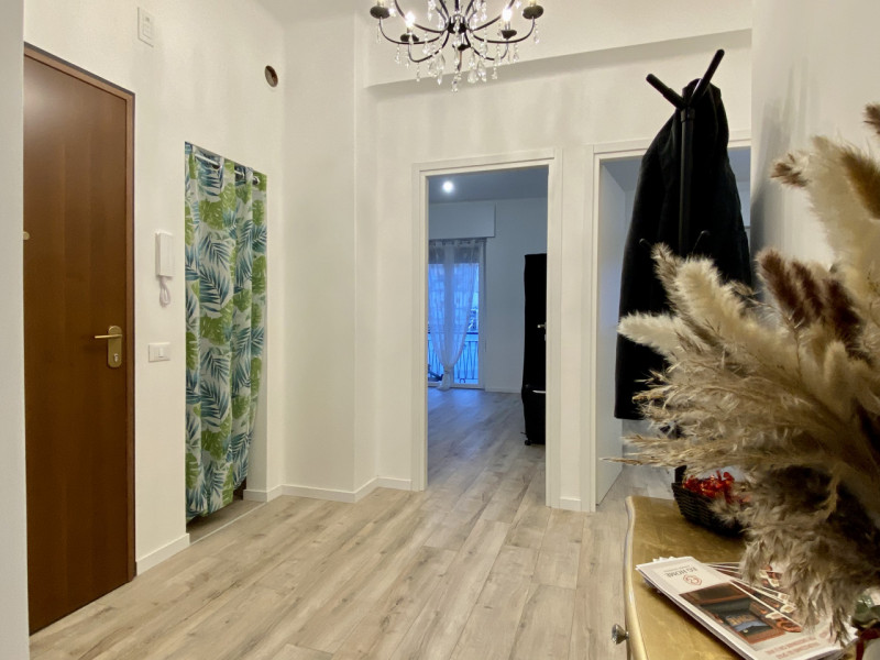 Nel cuore di Vicenza, nel quartiere di San Bortolo, adiacente all'ospedale e comodo al centro, vi...