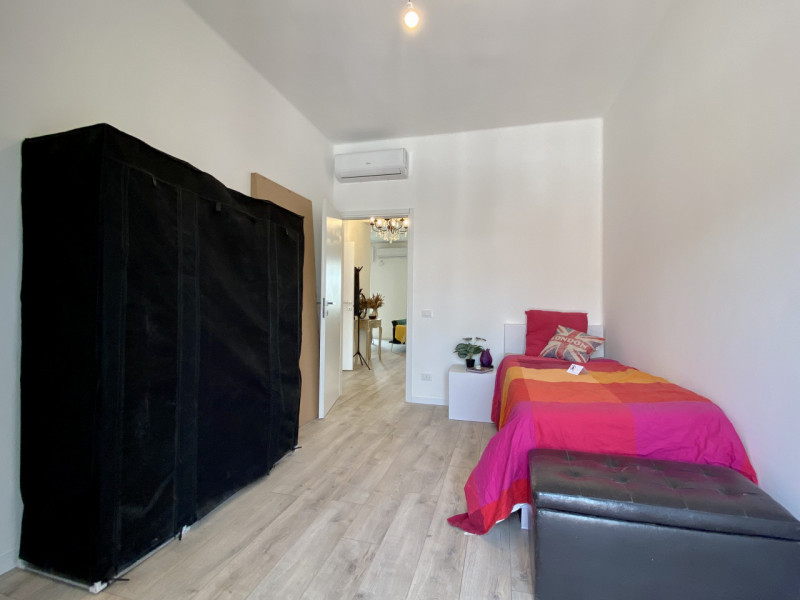 Nel cuore di Vicenza, nel quartiere di San Bortolo, adiacente all'ospedale e comodo al centro, vi...