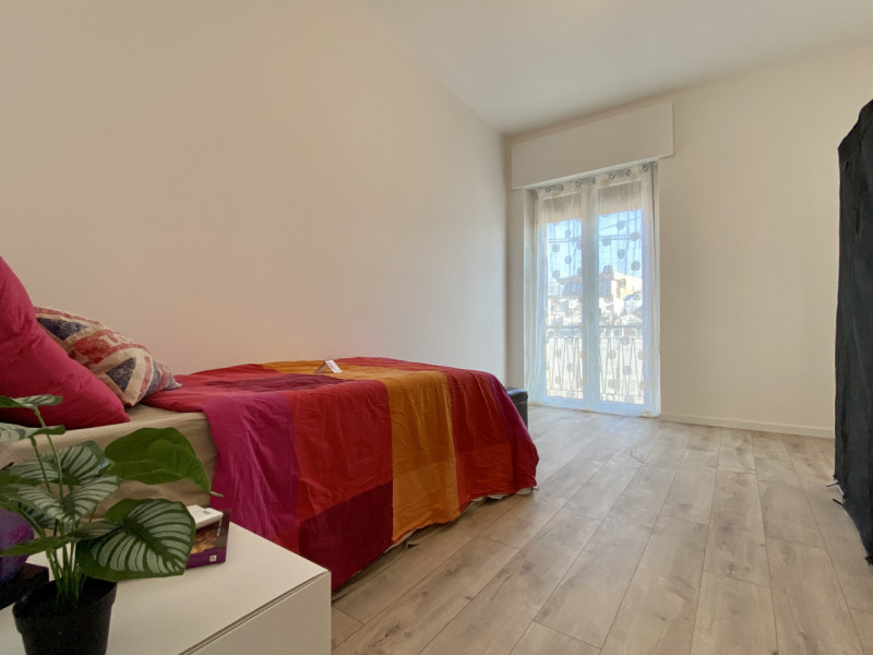 Nel cuore di Vicenza, nel quartiere di San Bortolo, adiacente all'ospedale e comodo al centro, vi...