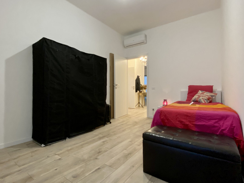 Nel cuore di Vicenza, nel quartiere di San Bortolo, adiacente all'ospedale e comodo al centro, vi...