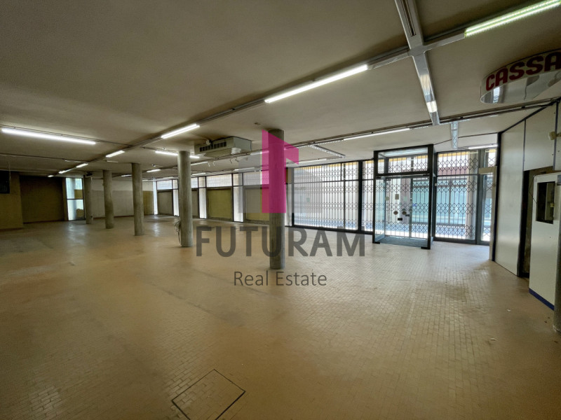 RIF:  061NM -  MIRA (VE)  -  PER INFO 0444/310220

Propongo in affitto un negozio di 840 mq al pi...