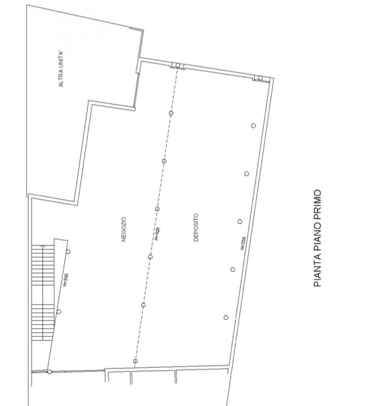 RIF:  061NM -  MIRA (VE)  -  PER INFO 0444/310220

Propongo in affitto un negozio di 840 mq al pi...