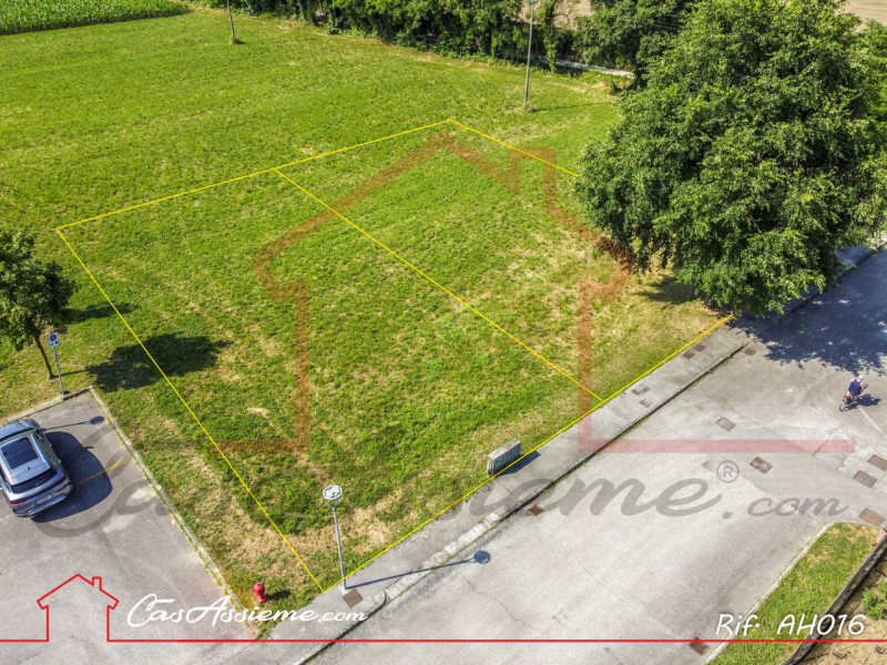 Rif. AH016
CHIAVI IN MANO - NOSTRA ESCLUSIVA
PROGETTO PERSONALIZZABILE
A pochi passi dal centro d...