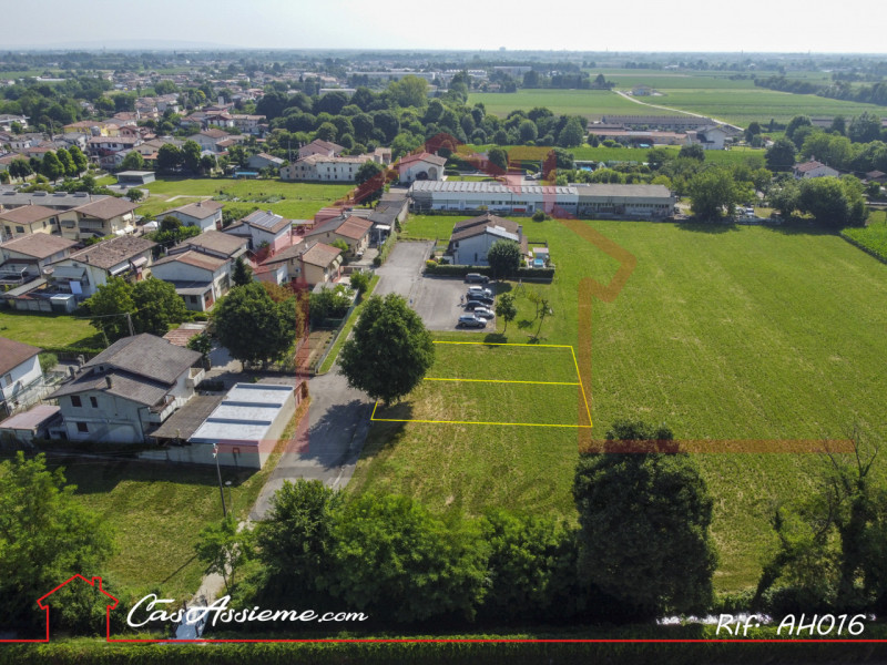 Rif. AH016
CHIAVI IN MANO - NOSTRA ESCLUSIVA
PROGETTO PERSONALIZZABILE
A pochi passi dal centro d...