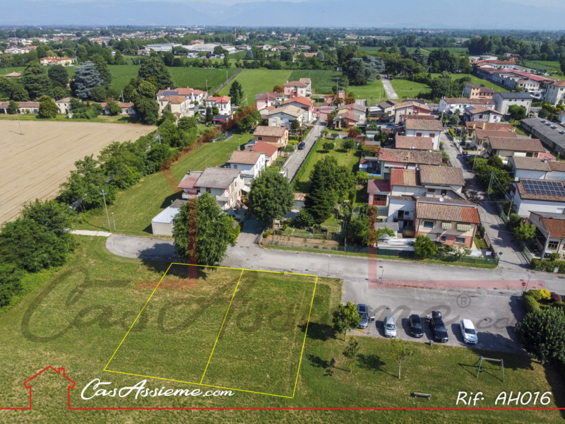 Rif. AH016
CHIAVI IN MANO - NOSTRA ESCLUSIVA
PROGETTO PERSONALIZZABILE
A pochi passi dal centro d...