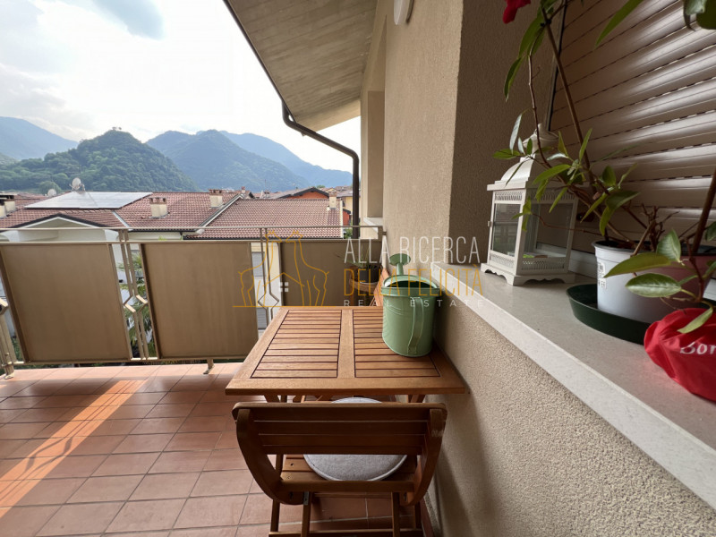 TORREBELVICINO - Pievebelvicino: APPARTAMENTO BICAMERE con studio al piano secondo e ultimo, serv...