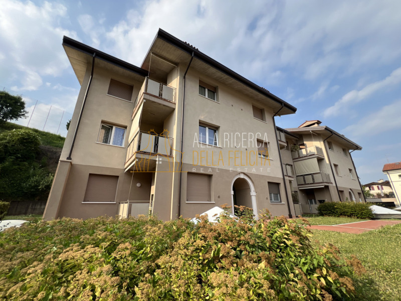 TORREBELVICINO - Pievebelvicino: APPARTAMENTO BICAMERE con studio al piano secondo e ultimo, serv...